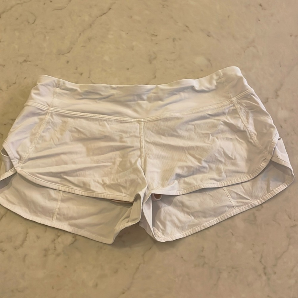 Speed Up Low-Rise Lined
Short 2.5" WHITE